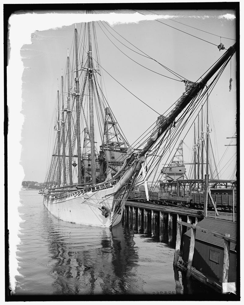 PAUL PALMER im Hafen von Portsmouth, N.H.  