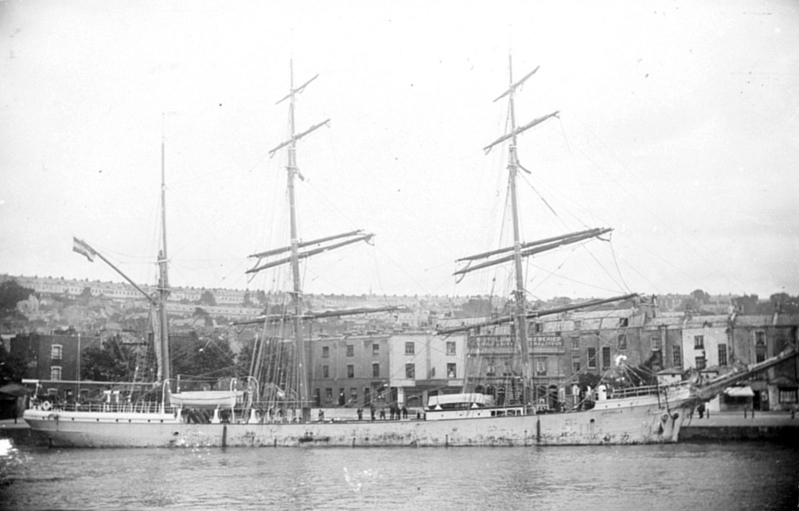 Die HERZOGIN SOPHIE CHARLOTTE ex ALBERT RICKMERS 